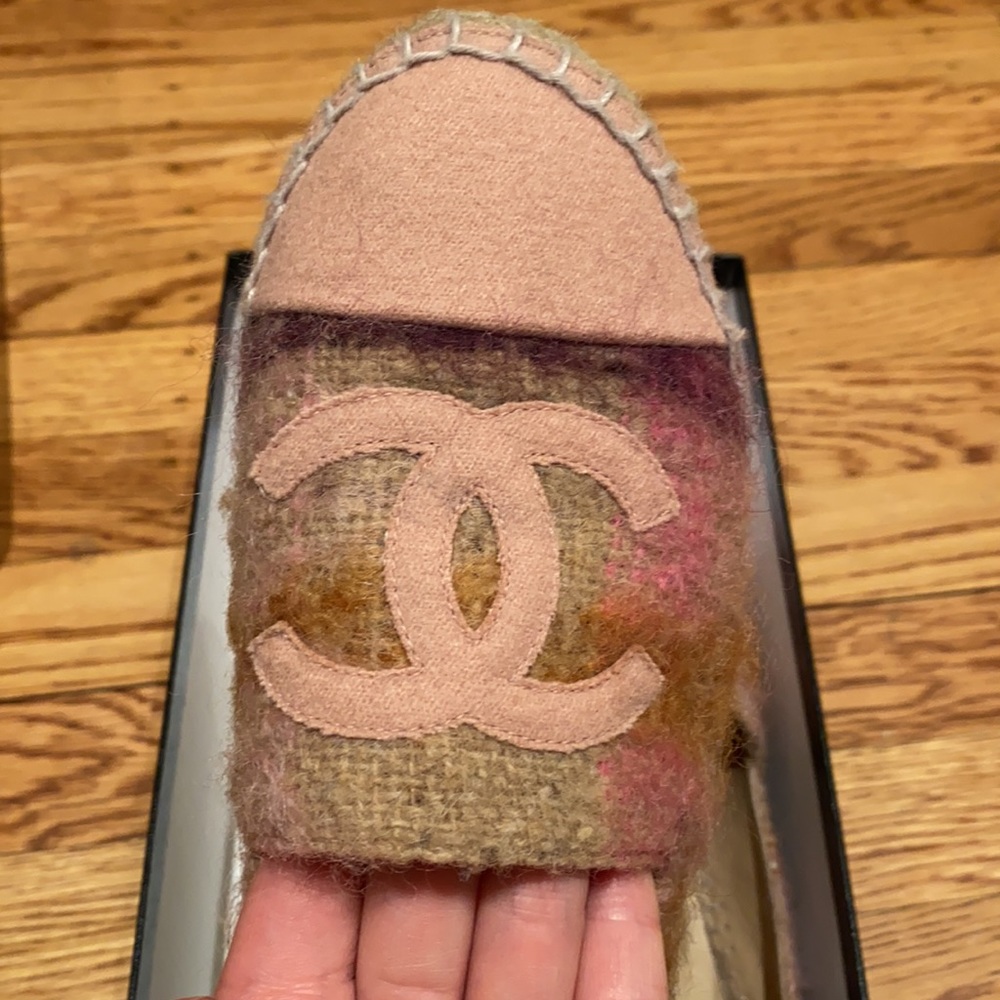 Beige/Pink/Peach CHANEL tweed espadrilles